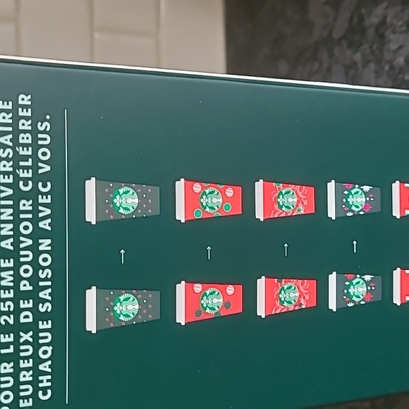 Starbucks Christmas Themed Reusable Color Changing Hot Cups w/Lids - NEW - Picture 7 of 9